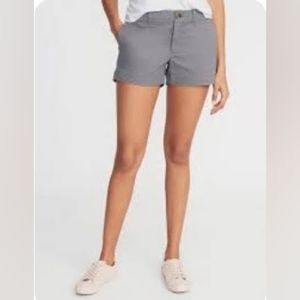 Old Navy gray short